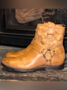 Frye Woven Phillip Harness Boots 8.5 B Cognac Soft Italian Leather